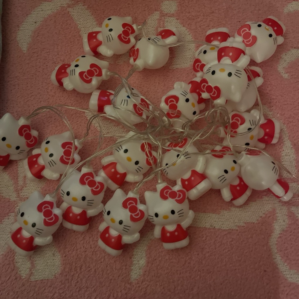 Sanrio Hello Kitty String Lights - Red and White